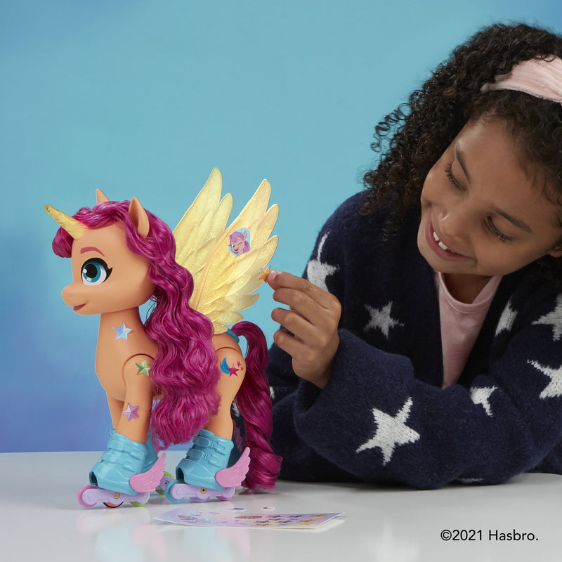 My Little Pony: A New Generation Sing 'N Skate Sunny Starscout Remote Control Toy