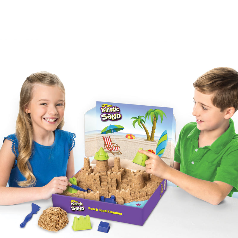 Kinetic Sand Beach Sand Kingdom Playset with 3lbs of Beach Sand