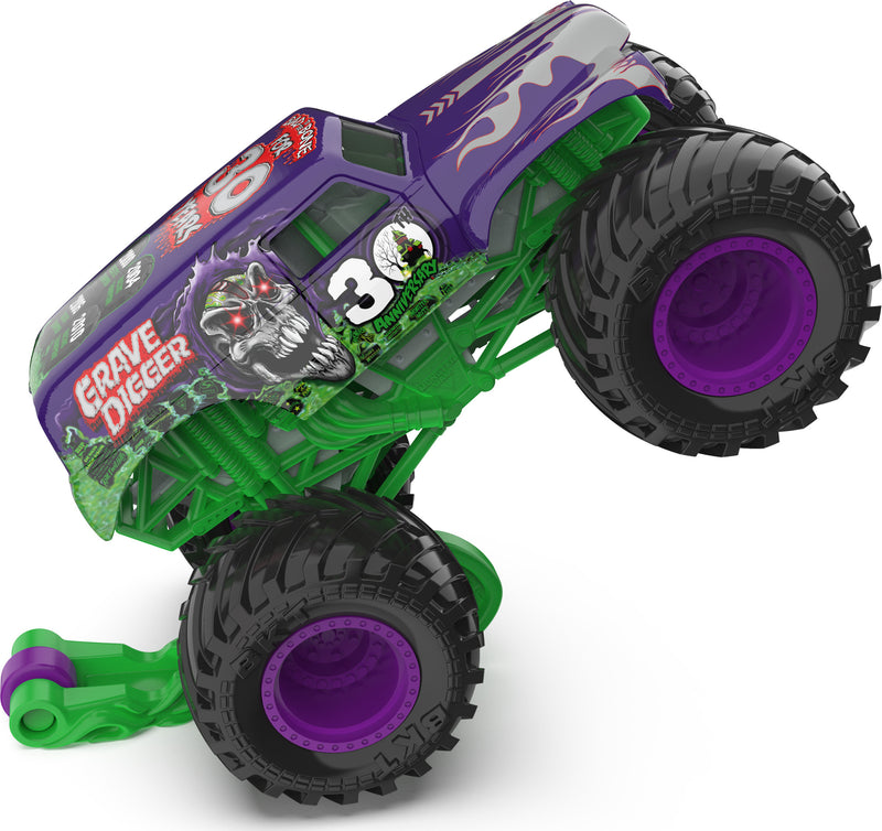 HOT WHEELS MONSTER JAM GRAVE DIGGER CHROME 1:64 SCALE TRUCK FREE SHIPPING!